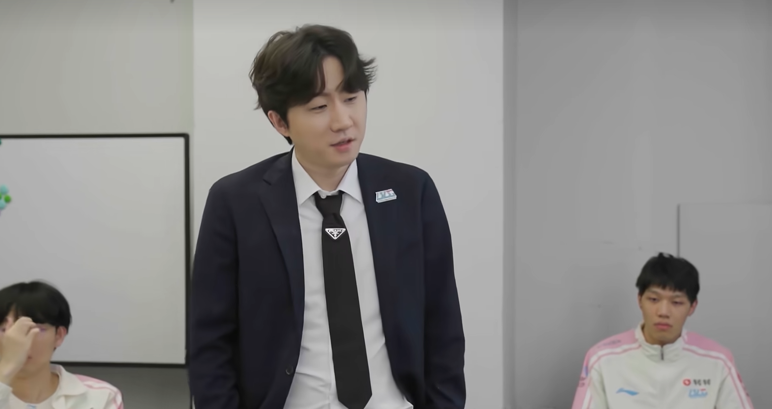 青春落幕！RNG官推发文退出LPL，引用科比名言宣告退场